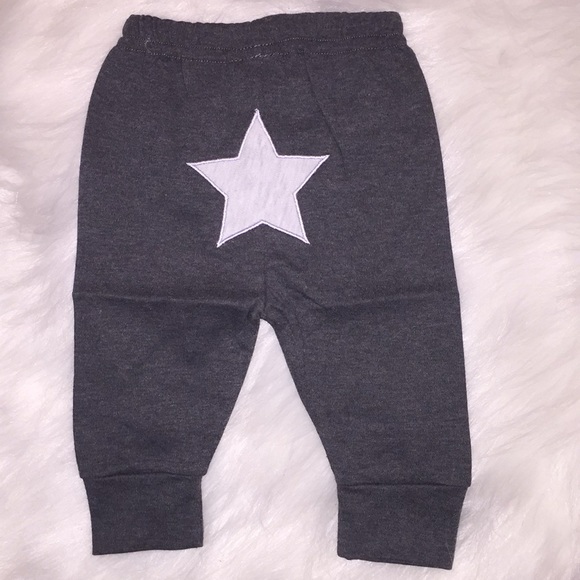 Last One - Newborn Boy 3-Piece Joggers Set (New) - Picture 6 of 8